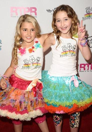 Noah-Lindsey-Cyrus-720699,597767 - Noah Lindsey Cyrus