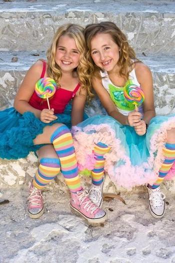 Noah-Lindsey-Cyrus-720699,597768 - Noah Lindsey Cyrus