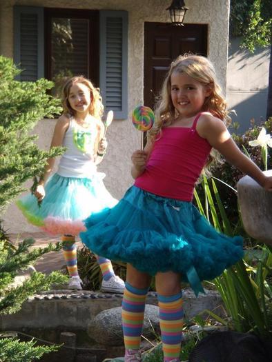 Noah-Lindsey-Cyrus-720699,597783