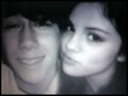 y1ppn4xi1_gvQjKakeaHmOxzQgsbUyMhNWy7x_cRj1C98oq7aOup6t818LlngRjOJMO - 000-Surpriza