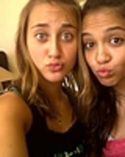 thumb_7824_103848289630050_10000014637946 - Stella Hudgens