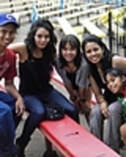 thumb_l_6abeedc9f118481c9552cf422a196a43 - Stella Hudgens