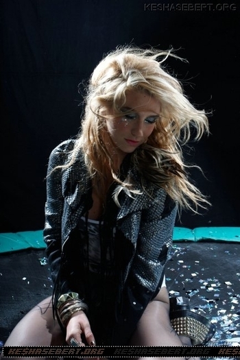 2 - Kesha Photoshoot 7