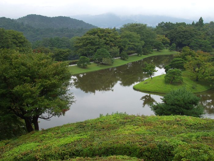 Shugaku-in_Imperial_Villa_-_Upper_Garden_pond - Garden