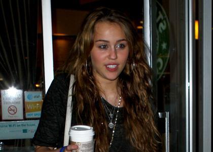miley-cyrus-coffee-queen2