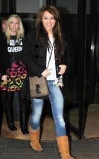 miley-cyrus-paris-1118-6-187x300