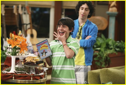 miley-cyrus-simon-curtis-09