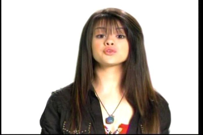 3 - Selena Gomez intro DisneyChannel2