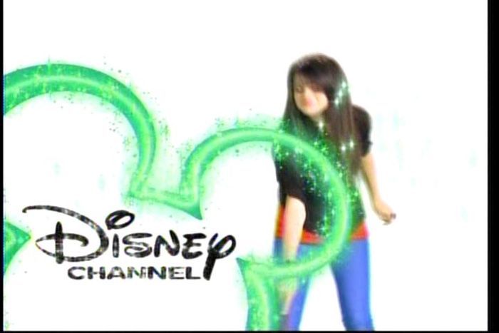 11 - Selena Gomez intro DisneyChannel2