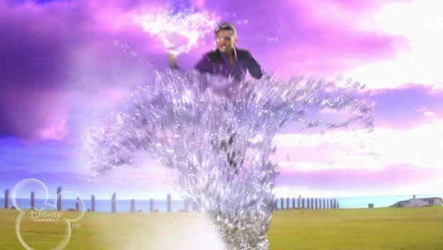 Wizards of Waverly Place The Movie  (2009) WwW.Bratu-Marian.Ro-12