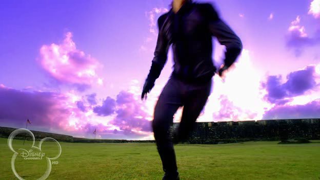 Wizards of Waverly Place The Movie  (2009) WwW.Bratu-Marian.Ro-30 - Wizards of Waverly Place