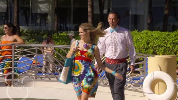 Wizards of Waverly Place The Movie  (2009) WwW.Bratu-Marian.Ro-70 - Wizards of Waverly Place