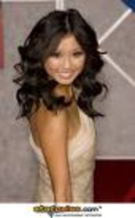 7. - club brenda song