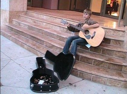  - 0_0 Justin young 0_0