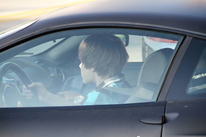  - 0_0 Justin Driving In Miami Beach 0_0