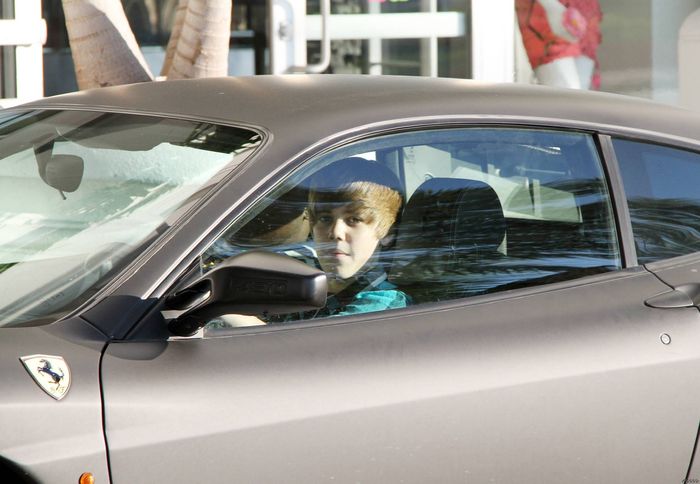  - 0_0 Justin Driving In Miami Beach 0_0