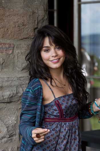 Vanessa Hudgens - Fansuperstar 7