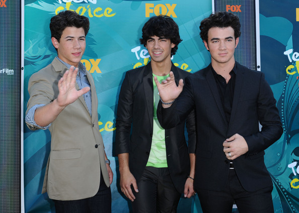 Teen+Choice+09+QZOqiliyZhTl - z 2009 Teen Choice Awards - Fashion Choices