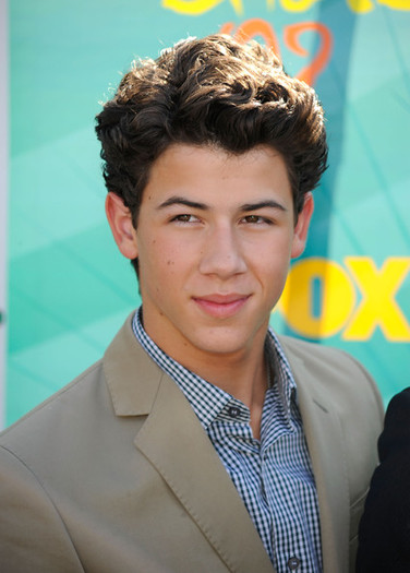 2009+Teen+Choice+Awards+Arrivals+nPKTYc7LGMkl - z 2009 Teen Choice Awards - Fashion Choices