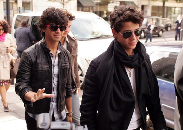 Jonas+Brothers+Arriving+Radio+1+Studios+yPNBCmedWp3l - Jonas Brothers Arriving At Radio 1 Studios