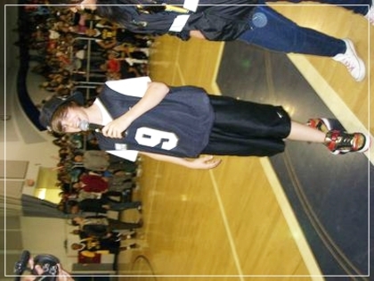  - 0_0 Justin  playing basketball 0_0