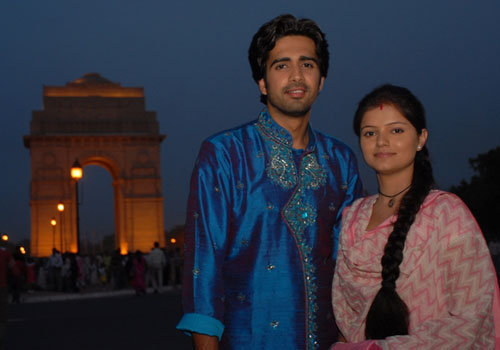 4261_1064609255952_1247632650_30152483_777944_n - 0-Triunghiul Iubirii-Choti Bahu Sindoor Bin Suhaag