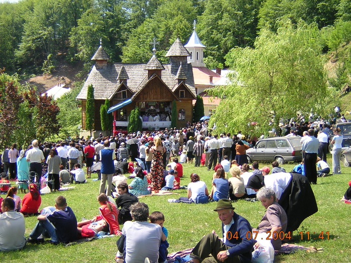 Hram Iulie 2004 - Manastirea Rohita - Maramures