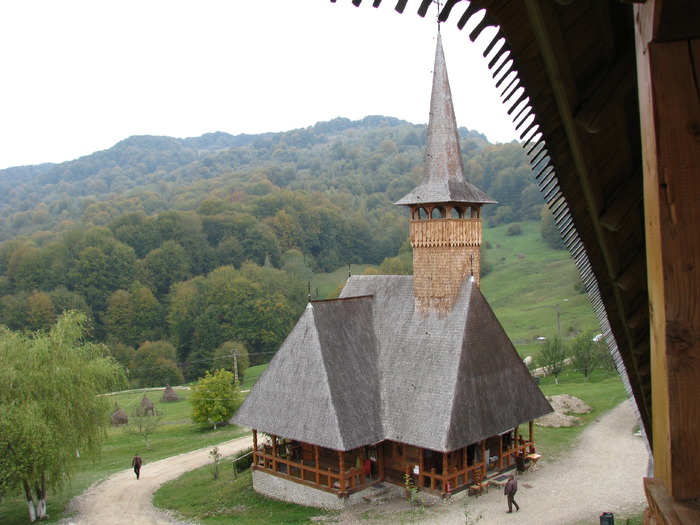 Biserica - Manastirea Rohita - Maramures