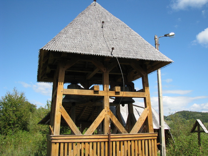 Clopotnita - Manastirea Rohita - Maramures