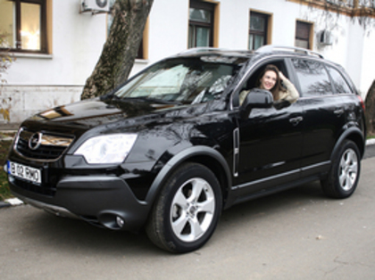opel-antara-adela-popescu-promotor-2 - Adela Popescu