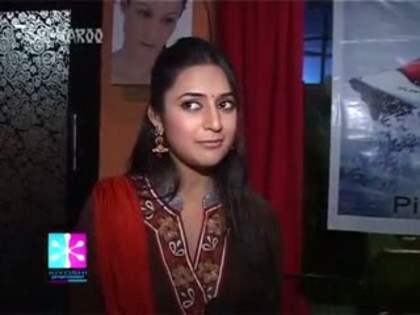 2rdvxiu - 000Divyanka shi Sharad-pics new