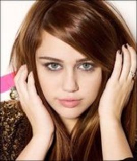 11835892_URVOIIKTF[1] - miley cyrus