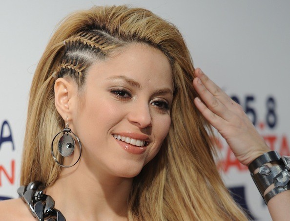 ZB78dd8aVTXl - Shakira