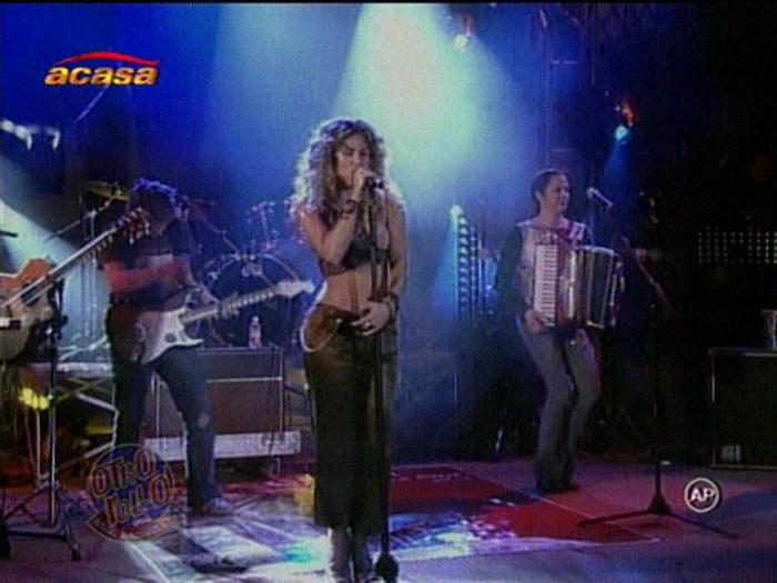 image09160051tv77sh - Shakira