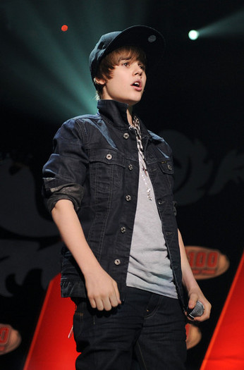 Z100+s+Jingle+Ball - Justin-Jingle Ball 2009-Show