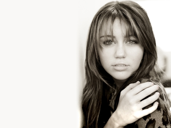 Miley-miley-cyrus-6691645-1024-768 - ceva pt MiLeY