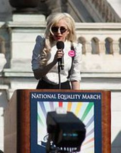 170px-LadyGaga-EqualityMarch-Crop - ladygaga