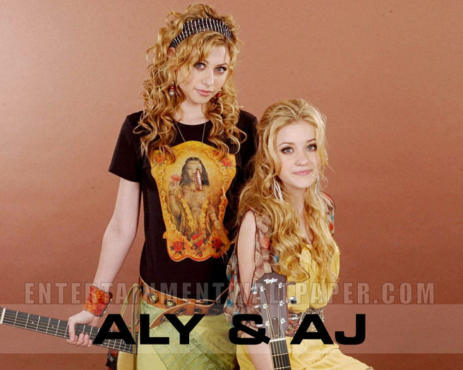 DCCACFVTZMOKFCMGMOD - Aly and Aj