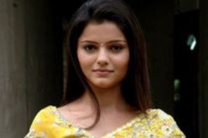 rubina - triunghiul iubirii-Rubina Dilaik