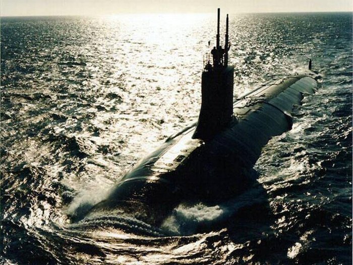 Submarine_02[1] - submarine