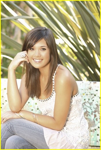 nainfocoldshoulder2 - nicole anderson