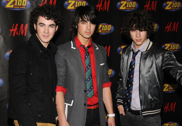 Z100+Jingle+Ball+2007+Press+Room+X4fGmrogg_Rl - Z100s Jingle Ball 2007 - Press Room