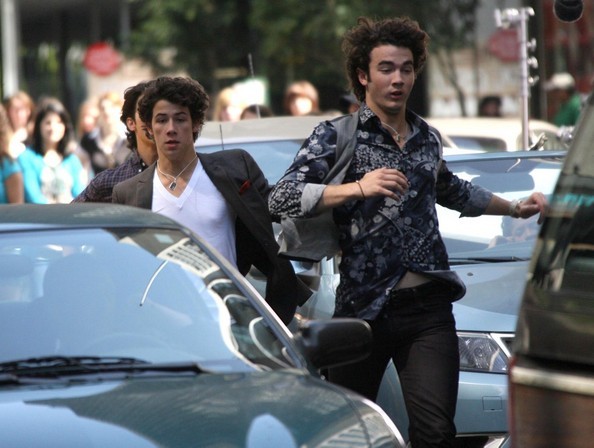 Jonas+Brothers+Filming+Promo+Their+New+Movie+zOJZjXaC9MFl - The Jonas Brothers Filming A Promo For Their New Movie
