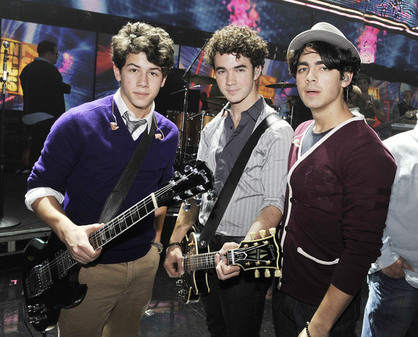 2008+American+Music+Awards+Rehearsals+Day+1YkBvlAcNjFl