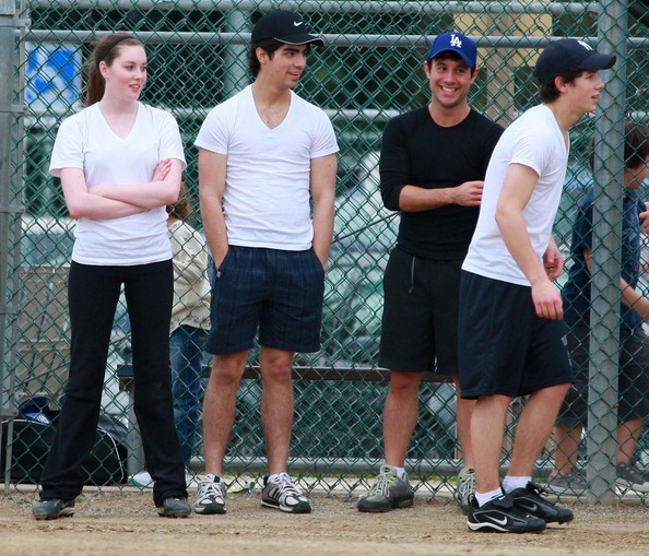 Jonas+Brothers+Playing+Softball+Game+jF8GJdfnpE8l - The Jonas Brothers Playing In A Softball Game