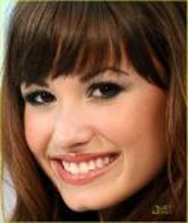 imagesCA2R6N3R - poze demi lovato