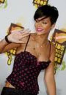 imagesCAZI430I - poze rihanna