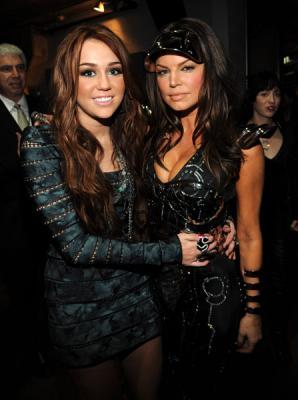 Miley and Fergie - Miley Cyrus00