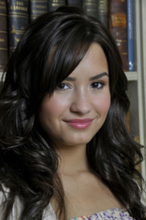 e - Demi Lovato