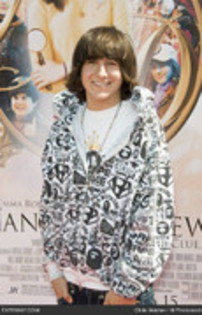 XSUQOIFCIDNUDTLNMWN - mitchel musso